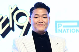 '수면제 대리 처방 의혹' 싸이, 검찰 송치…수사 적극 협조