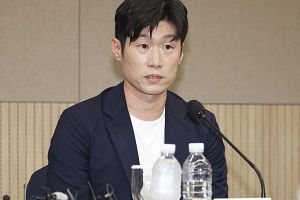박지성·이영표가 뭘 안다고 발언 초대형 역풍!…전북축구협 게시판 '항의 폭주'