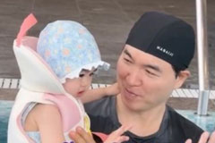 '박수홍 딸' 재이, 벌써 이렇게 컸어? 수영장 가더니 난리…"모델 해야겠다"