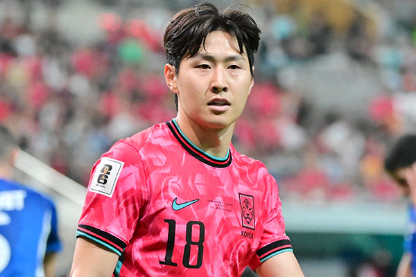 이강인, 드디어 시메오네 품에 안겼다! 아틀레티코 선수단과 서울서 첫 만남