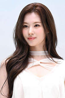 ‘샤샤샤’ 트와이스 사나, 이렇게나 예뻤나?