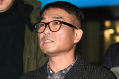'성폭행 무혐의' 김건모, 활동 중단 심경 고백 "28년 공든 탑 무너져"