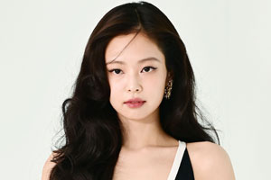 아디다스 논란에 제니도 불똥...SNS에 프리 팔레스타인·보이콧