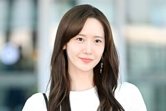 "선 넘었네" 소녀시대 윤아, '임신 사진' 확산…결혼도 안 했는데 AI 합성사진에 '곤욕'