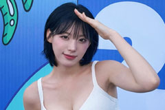 치어리더 하지원, 치어복 벗으니 반전…수영복 자태 '과감'