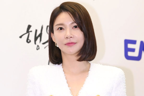 차예련, 학폭 사실무근 해명에도…나도 피해자·소문 맞다던데 SNS 댓글 폭주