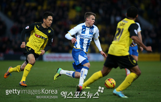 박주영이 2월 3일(한국시간) 왓포드 비커리지로드 스타디움에서 열린 2013-14시즌 챔피언십(2부리그) 29라운드에서 브라이튼 앤 오프 알비온을 상대로 추가시간 교체 출전했다. ⓒ Gettyimages/멀티비츠