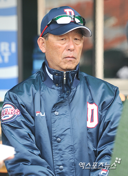 두산이 10일 잠실 SK전 5-0으로 승리했다. 사진 = 송일수 감독 ⓒ 엑스포츠뉴스DB