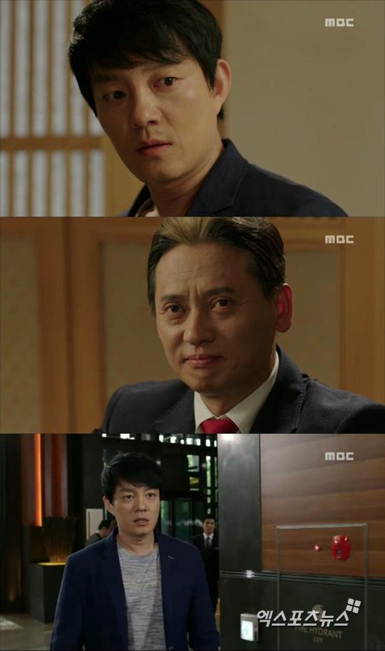 '트라이앵글' 이범수가 악연 김병옥과 만났다. ⓒ MBC 방송화면