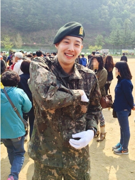 배우 강동호가 11시단 신병교육대 조교로 발탁됐다. ⓒ 토비스미디어