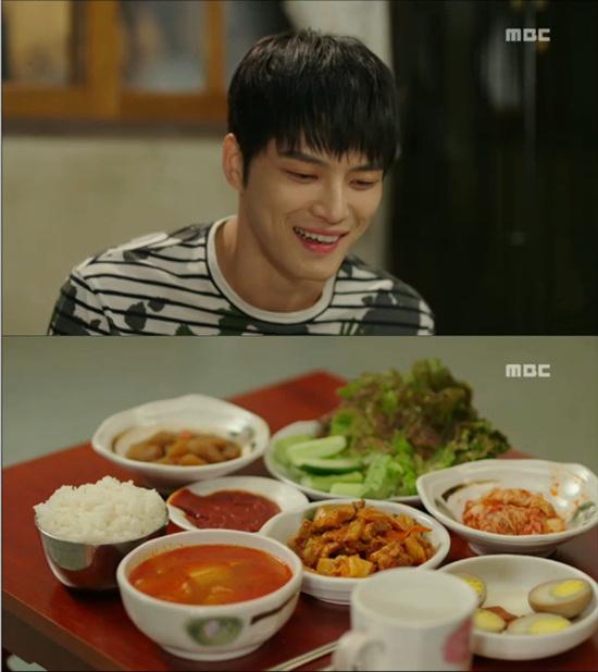 '트라이앵글' 김재중이 백진희에게 점점 빠져들고 있다. ⓒ MBC 방송화면