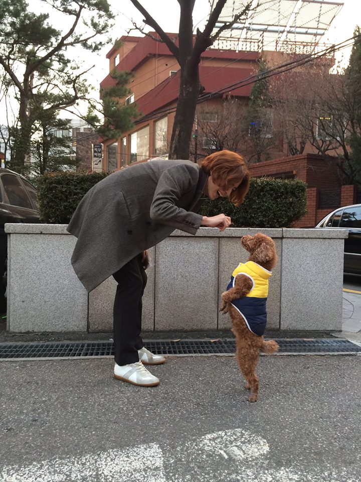 유라와 '우리 결혼했어요'에 홍종현의 과거 사진이 화제다. ⓒ 홍종현 페이스북