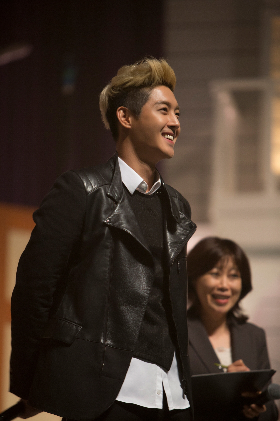 김현중이 드라마 '감격시대'의 일본 방영을 앞두고 1만 명의 팬들과  특별한 만남을 가졌다.  ⓒ 키이스트