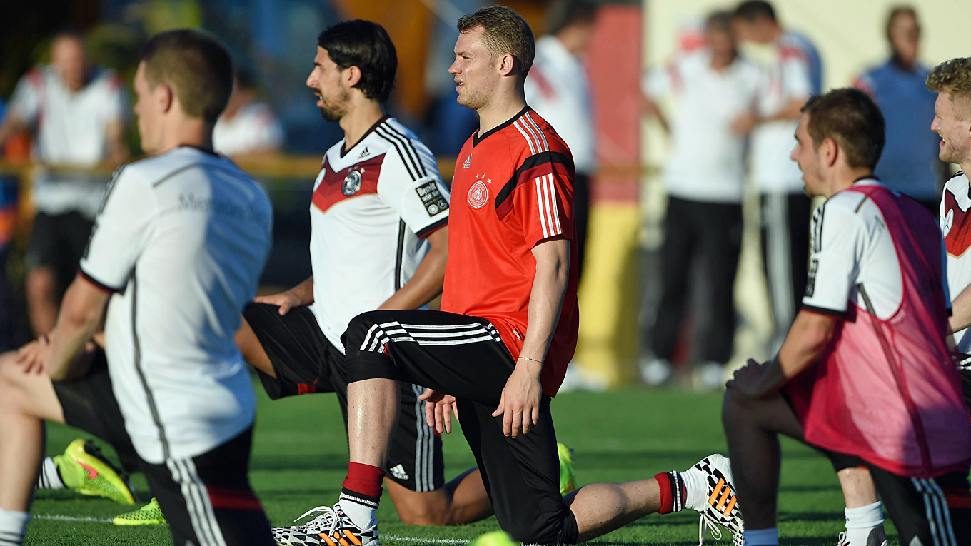 독일 주전 수문장 마누엘 노이어가 부상 복귀 후 첫 훈련을 소화했다. ⓒ 독일축구협회 홈페이지 캡쳐