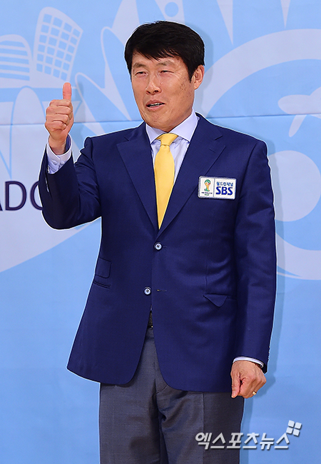 차범근 SBS 해설위원이 18일(한국시간) 2014 브라질월드컵 H조 조별리그 한국과 러시아의 경기에 앞서 한국의 팀플레이를 강조했다. ⓒ 엑스포츠뉴스 DB