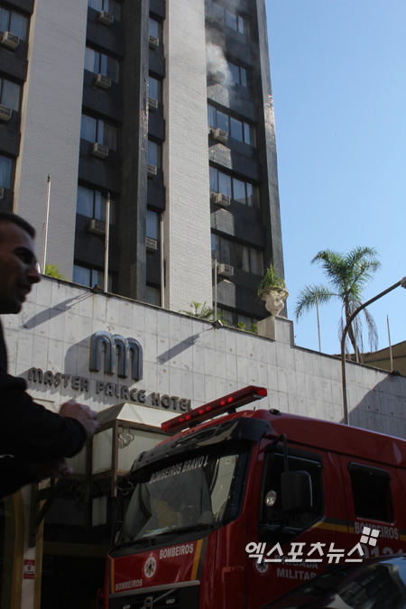 22일 오전 12시 포르투 알레그레의 한국 기자단 숙소에 화재가 발생했다. 포르투 알레그리(브라질) 조용운 기자