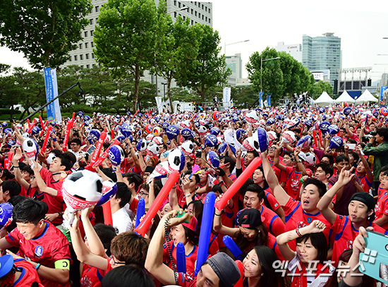 알제리전 거리응원 ⓒ 엑스포츠뉴스 DB