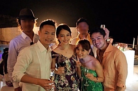 일본 모닝구 무스메의 멤버 야스다 케이가  대만 배우 비비안수의 결혼식 사진을 자신의 블로그에 공개했다. ⓒ 야스다 케이 블로그
