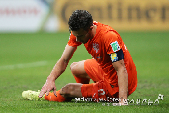 반 페르시의 침묵이 로벤을 외롭게 했다 ⓒ Gettyimages/멀티비츠