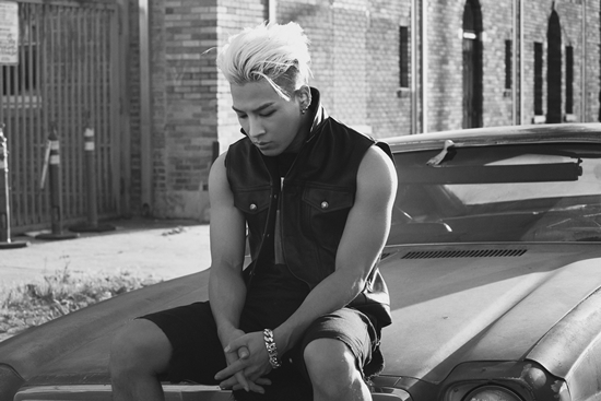 태양의 '눈,코,입'이 국내 최대 음원 사이트 멜론에서 5주 연속 1위를 기록했다. ⓒ YG엔터테인먼트