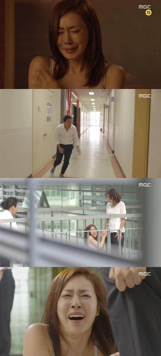 '마마' 문정희가 누드 모델 아르바이트를 하게 됐다. ⓒ MBC '마마' 방송화면