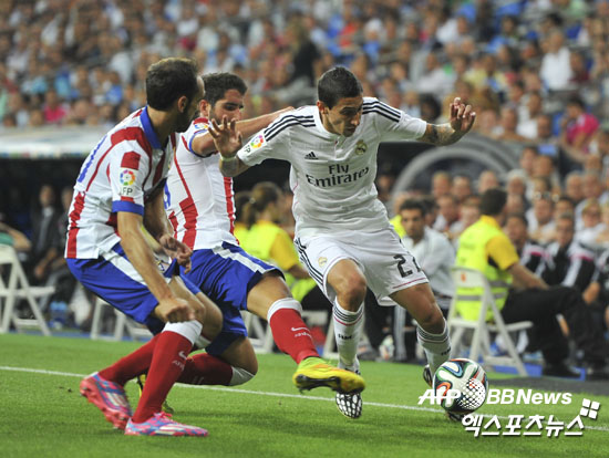 레알 마드리드의 미드필더 앙헬 디 마리아가 아틀레티코 마드리드와의 2014 스페인 슈퍼컵 1차전에 출전해 자신의 가치를 입증했다. ⓒAFPBBNews = News1 