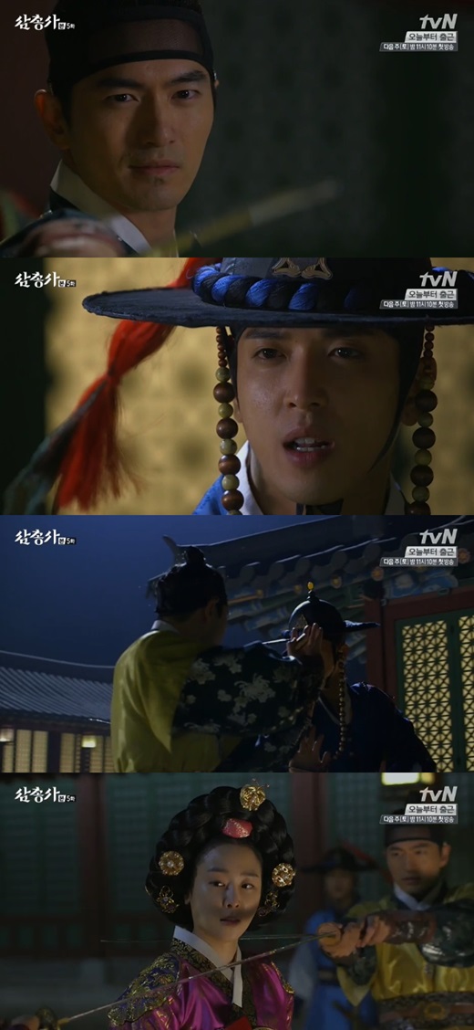 '삼총사' 이진욱과 정용화가 서로에게 검을 겨눴다. ⓒ tvN 방송화면