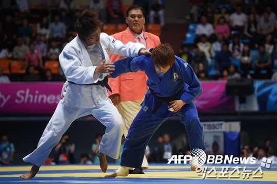 아라이 치즈루 - 김성연 ⓒ AFP BBNews