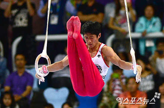 링 연기 중인 양학선 ⓒ 인천 권태완 기자