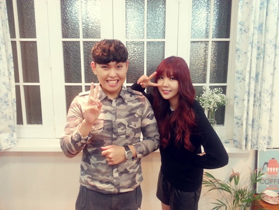 한동근-레이나 ⓒ 플레디스