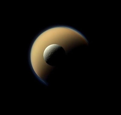 토성의 위성 ⓒ ESA
