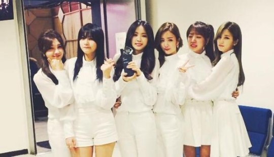 인기가요 에이핑크 1위 ⓒ 에이핑크 공식 SNS