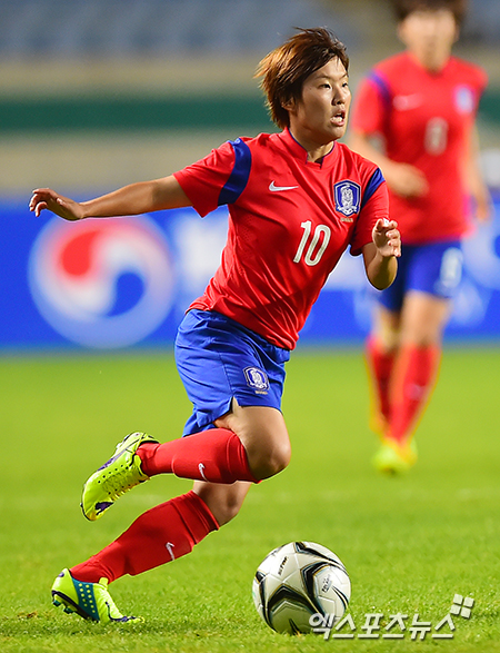 내년 1월11일부터 15일까지 중국 심천에서 개최되는 4개국 대회에 나설 여자 축구대표팀이 지소연과 박은선은 포함한 최정예 20인을 발표했다. ⓒ 엑스포츠뉴스DB