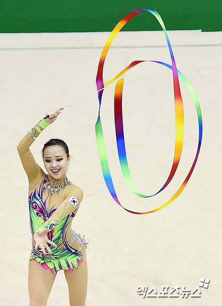 한국 리듬체조 간판 손연재가 첫 국제대회 금메달을 따낸 아시아선수권 대회가 내년 6월 한국에서 열린다. ⓒ 엑스포츠뉴스DB