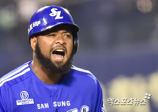 나바로가 다음 시즌에도 삼성 유니폼을 입고 뛴다. ⓒ 엑스포츠뉴스DB