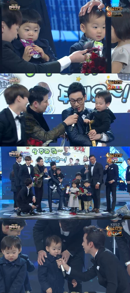  'KBS 연예대상' 슈퍼맨이 돌아왔다 아이들이 인기상을 받았다. ⓒ KBS 방송화면