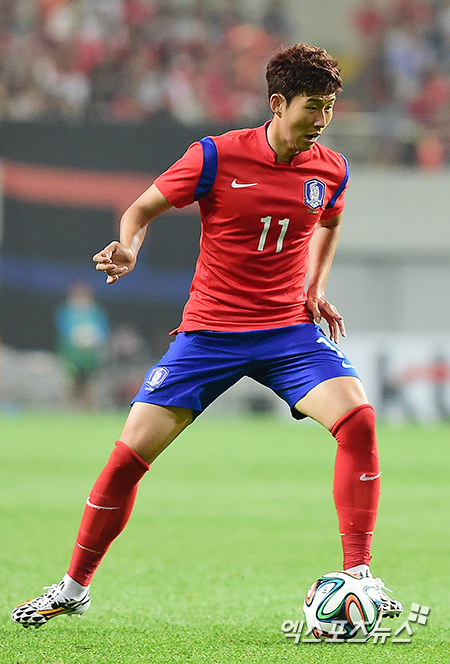 손흥민이 국내 축구팬들이 뽑은 올해의 선수로 선정됐다 ⓒ 엑스포츠뉴스