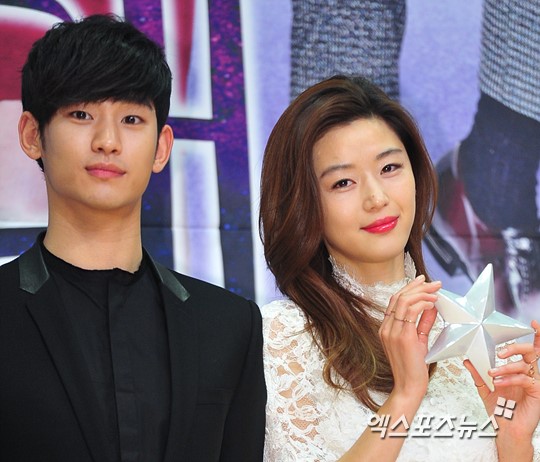 김수현, 전지현 ⓒ 엑스포츠뉴스 DB