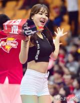 한국전력 치어리더 '군살없는 허리라인'[포토]