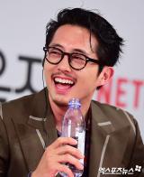 스티븐 연 '호탕한 웃음'[포토]