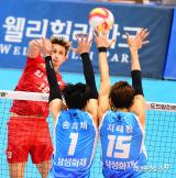 아텀 '터치아웃을 노렸어'[포토]