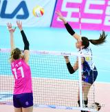 어나이 '자신있는 일대일 공격'[포토]