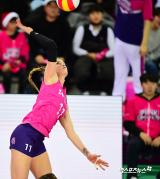 톰시아 '강력한 스파이크'[포토]