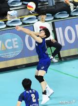 공재학 '혼신의 리시브'[포토]