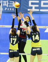 디우프 '이겨내야 한다'[포토]