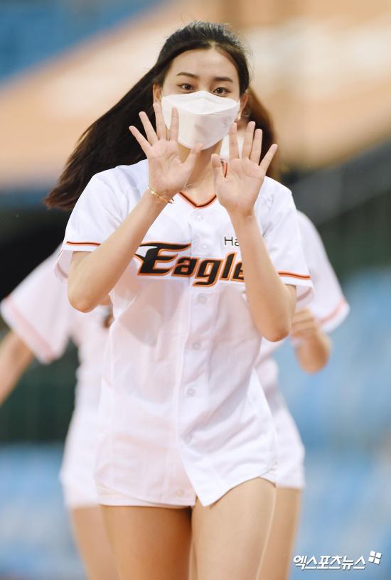 치어리더 목나경 '카메라 향해 손 인사'[엑's HD포토]