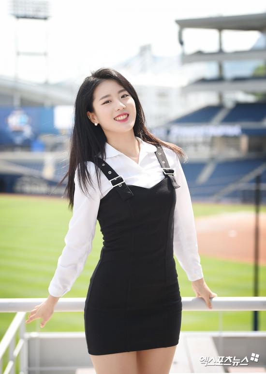 치어:업!] 황별님 치어리더 "나테의박 홈런 많이 부탁드려요"
