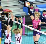 루시아 '막아도 소용 없어'[포토]