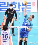 알렉스 '높은 타점'[포토]