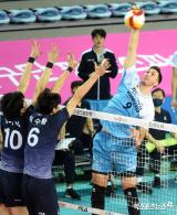 알렉스 '높은 타점에서'[포토]